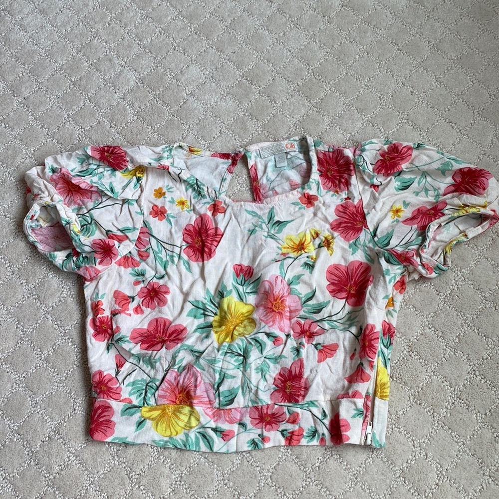 NWOT Gianni Bini floral Crop top - XS